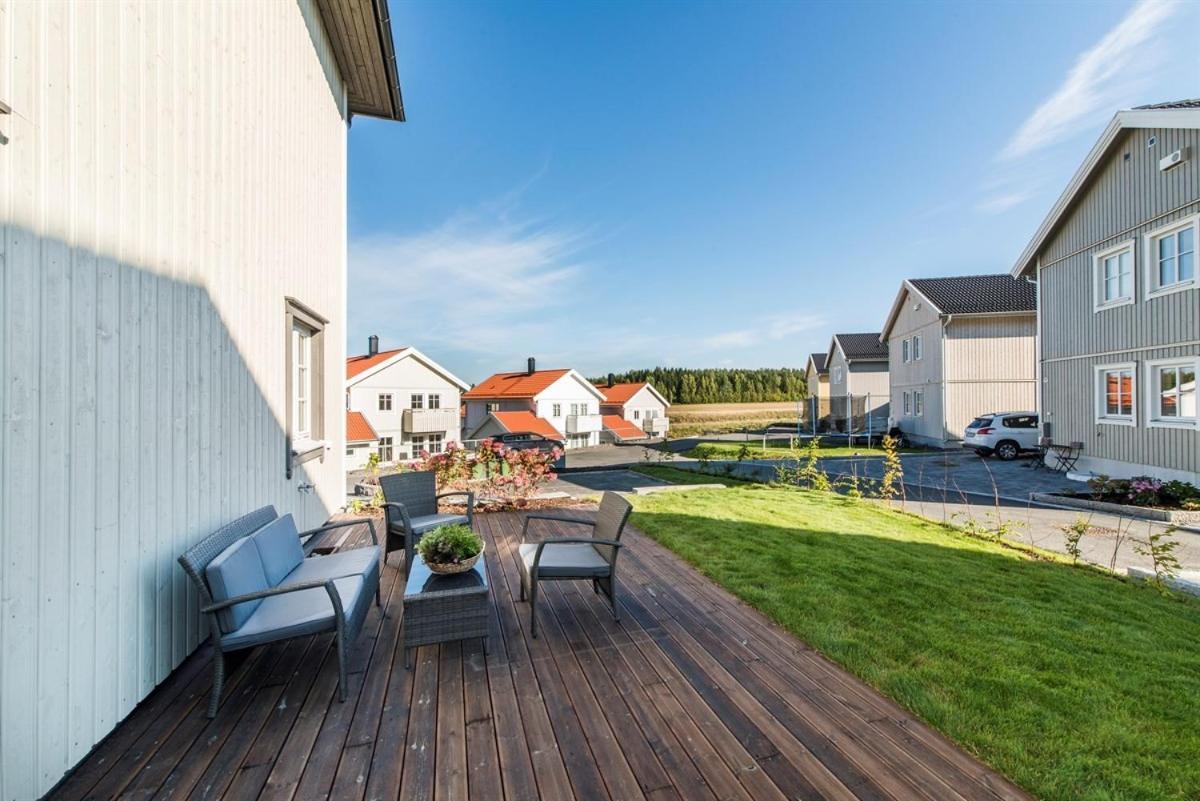 Villa Relax - Near Lillestrom, Ahus, Oslomet - Kjeller, Strommen, Lorenskog And Oslo エクステリア 写真